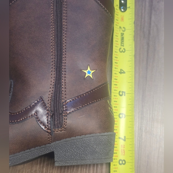 Sold - Picture 8 of 9